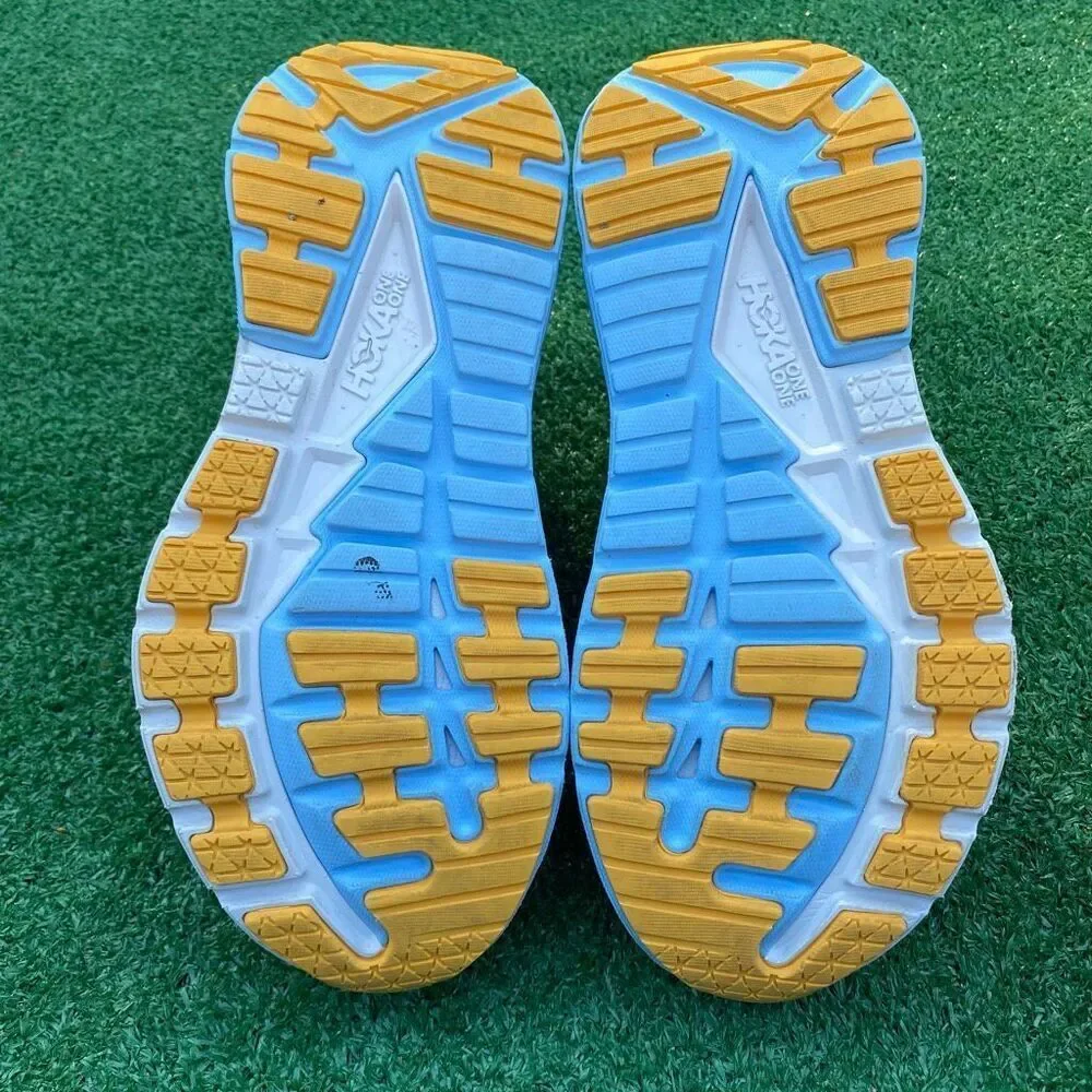 HOKA ONE ONE GAVIOTA 4 - Women’s Athletic Shoes - SIZE 9B